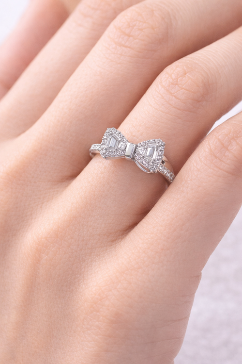 Anel Laço Pavê em Prata